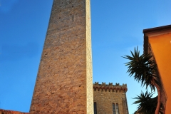 Torre-Obertenga-vista-dalla_salita-di-accesso-alla-piazza-1